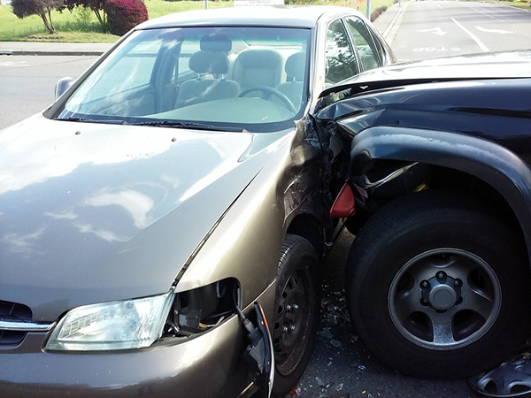 Comprehensive vs. Collision Insurance: Understanding Your Options