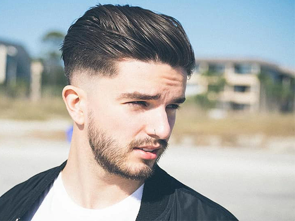 How to Prevent Dandruff and Maintain a Healthy, Flake-Free Scalp