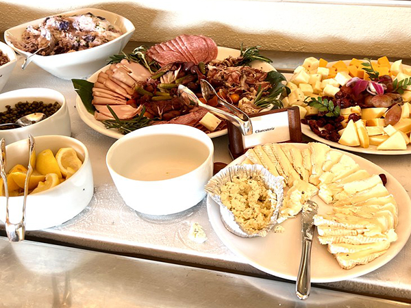 The Ultimate Guide to Hosting a Successful Brunch