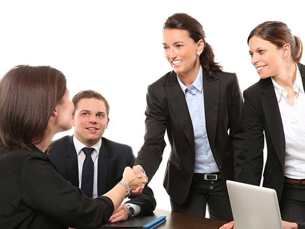 Selling Your Business Successfully: How a Business Broker Adds Value at Every Step