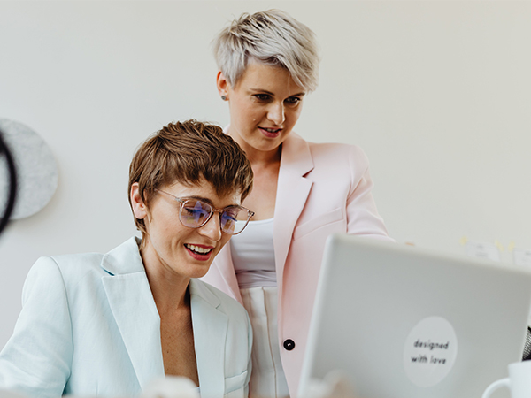 The Power of Mentorship in Developing Effective Business Leaders