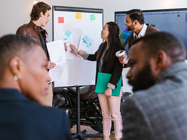 How to Deliver a Winning Business Pitch and Impress Investors