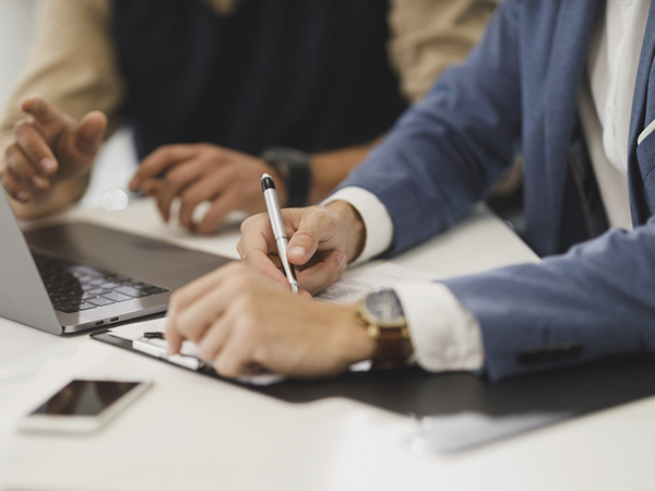 Experts You Need When Buying or Selling a Business