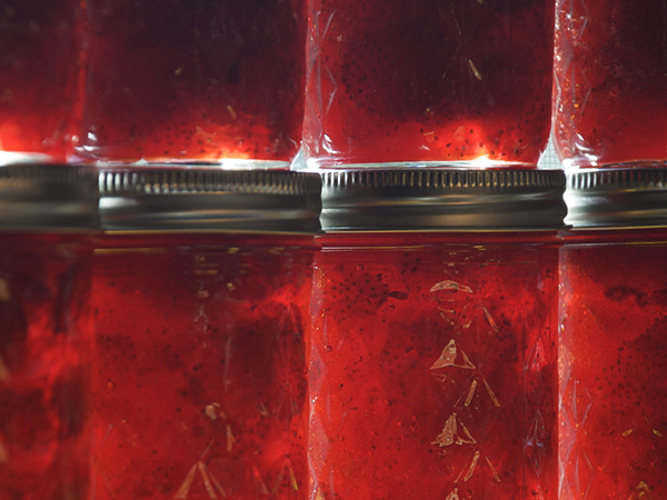 A Beginner’s Guide to Canning Fruit at Home