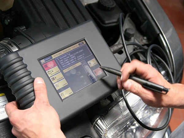 The Critical Role of Vehicle Diagnostics in Modern Automotive Repair