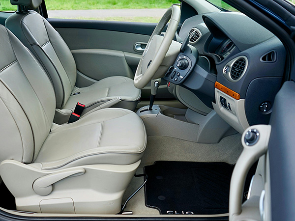 How to Properly Dry a Wet Car Interior and Prevent Lasting Damage