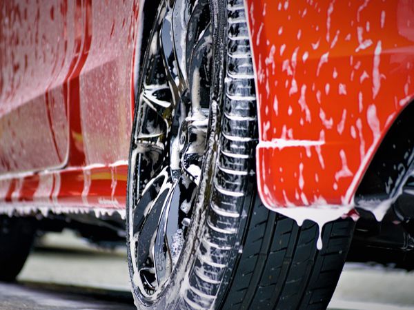 From Grime to Shine: The Benefits of Professional Auto Detailing