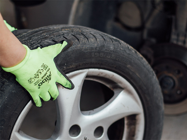 Bent Wheels vs Wheel Imbalance: Causes, Symptoms, and Solutions