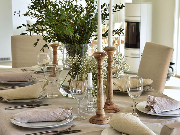 How to Set a Dinner Table for Any Occasion