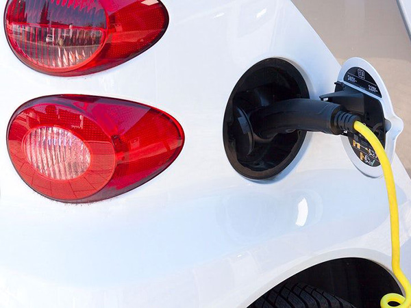 What EV Owners Need to Know About Auto Insurance