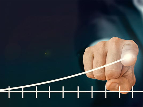 9 Effective Ways to Improve Employee Productivity and Engagement
