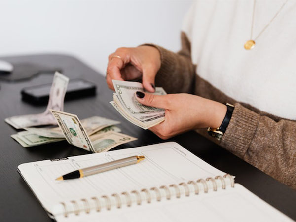 How to Create a Family Budget for Financial Stability and Success