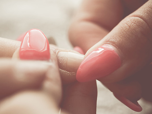 Long-Lasting Manicure Options for Beautiful, Chip-Free Nails