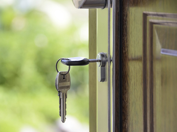 How Home Security Systems Can Lower Your Insurance Premiums
