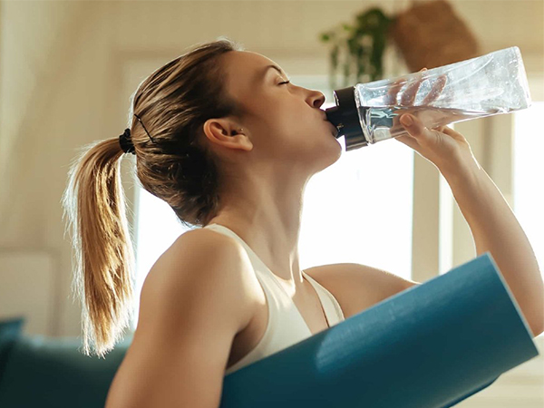 8 Simple Ways to Stay Hydrated During Your Workout