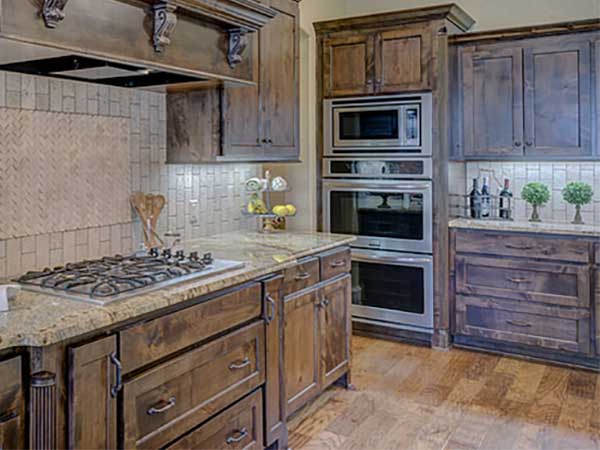 Smart Ways to Organize Your Kitchen Cabinets