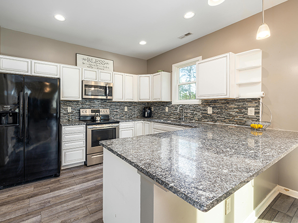The Best Way to Clean Kitchen Counters for a Safe, Sparkling Hom
