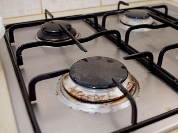 Easy Kitchen Cleaning Tricks for Everyday Messes