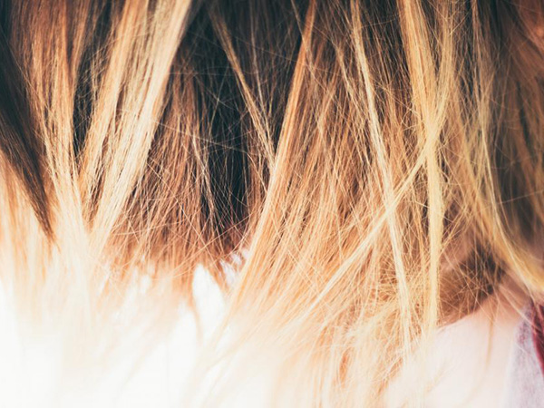 How to Transition From Dark to Light Hair Safely