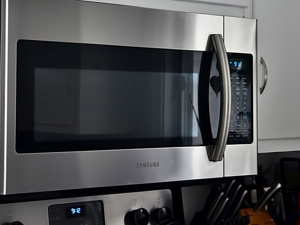 Food You Shouldn't Reheat in the Microwave