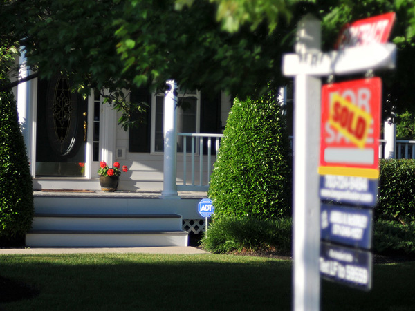 Taxes to Consider When Selling Your House: What Every Homeowner Should Know