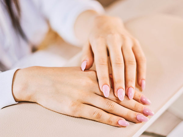 How to Strengthen Your Fingernails Naturally for Healthier, Stronger Nails