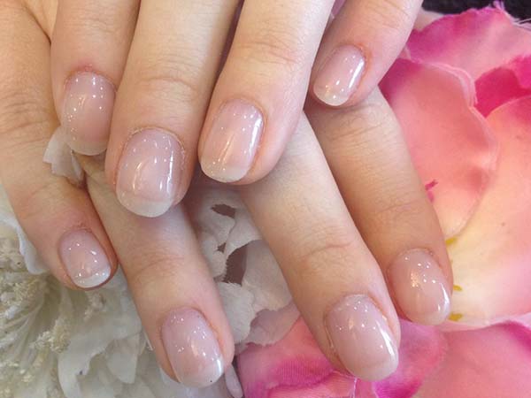 10 Ways to Strengthen Brittle Nails and Improve Nail Health