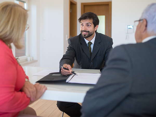 Key Traits of Successful Salespeople: How to Excel in Today’s Competitive Market