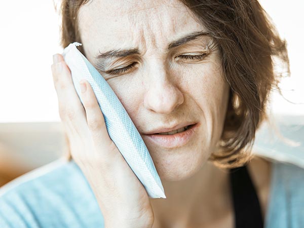 Common Causes of Toothaches and What You Can Do About Them