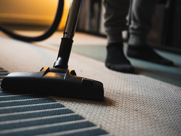 7 Things You Should Never Vacuum Off the Floor
