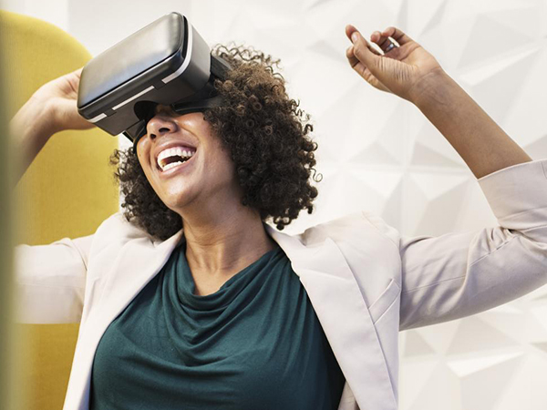 How Virtual Reality Is Transforming the Real Estate Experience