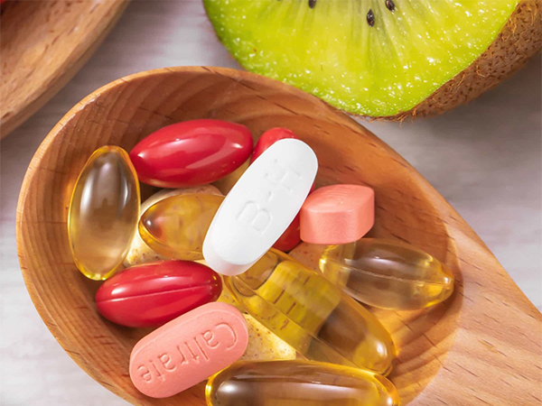 The Right Way to Take Vitamins for Better Health and Absorption