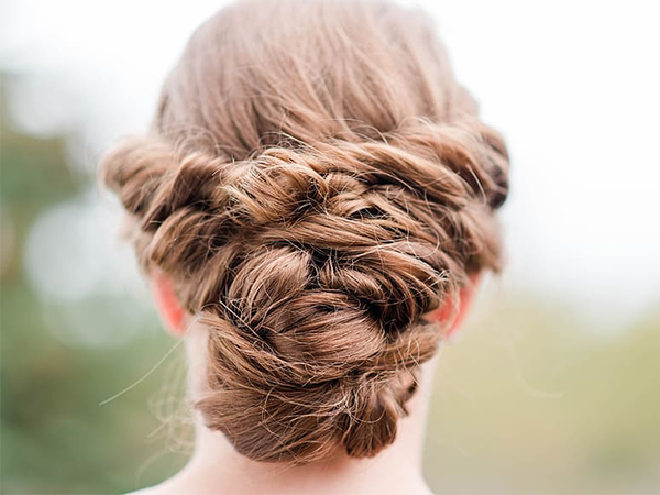 Wedding Hairstyles for Long Hair: Timeless Styles to Shine on Your Big Day