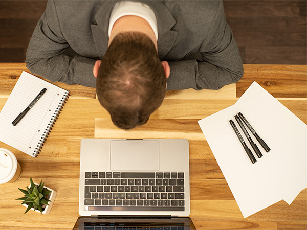 Turning Workplace Criticism Into Growth: Practical Strategies for Professional Success