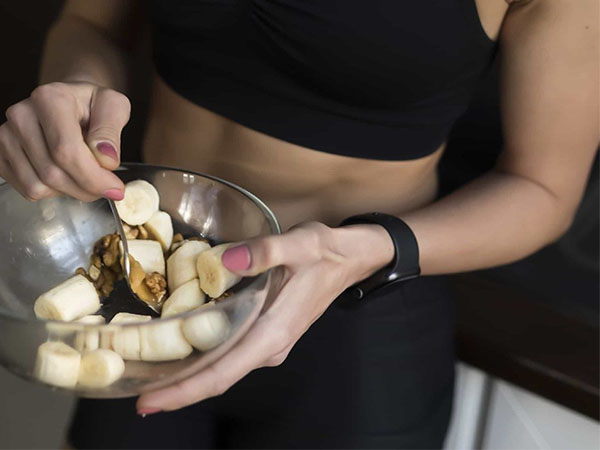The Best Pre- and Post-Workout Snacks to Fuel Your Fitness